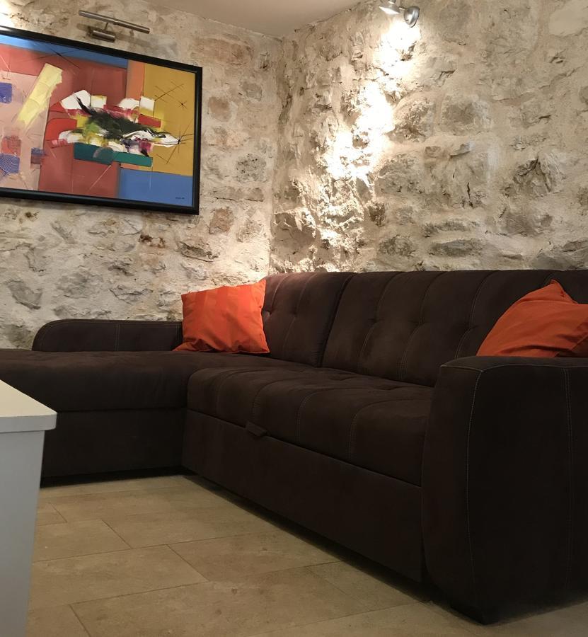 Apartman Toni Tribunj  Bagian luar foto